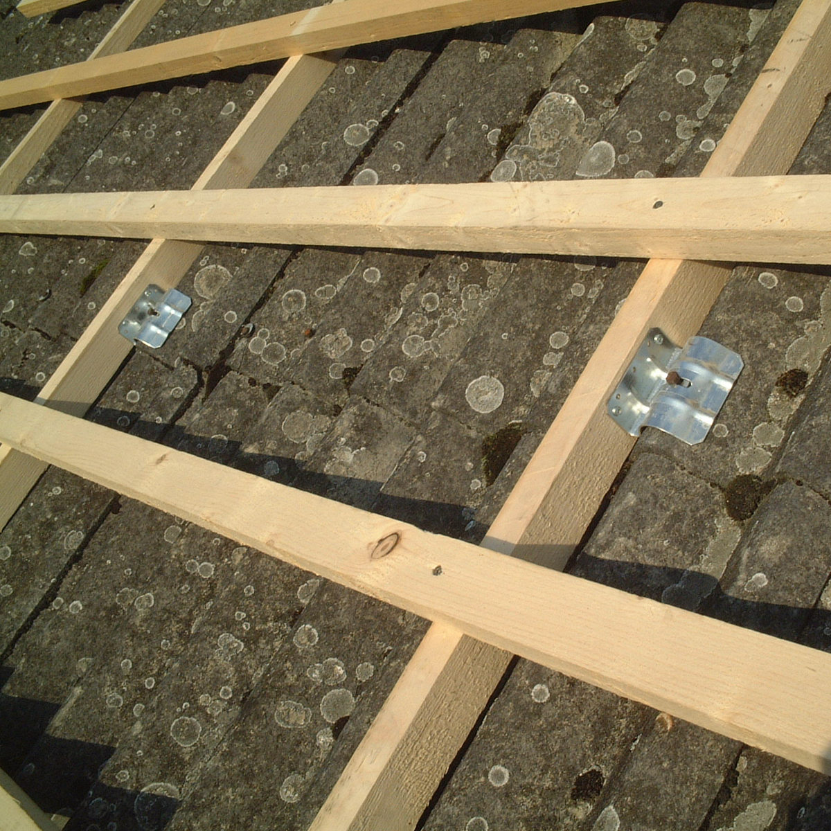 PMT tagrenoveringsbeslag